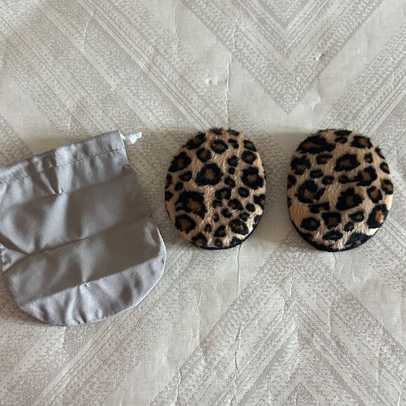 Sprigs Leopard Medium Earbags Bandless Ear Warmers - Picture 3 of 6